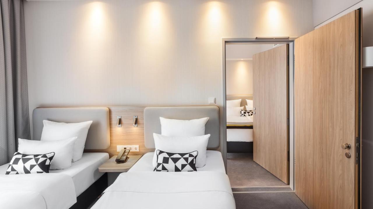Holiday Inn Express - Munich North By Ihg Eksteriør bilde