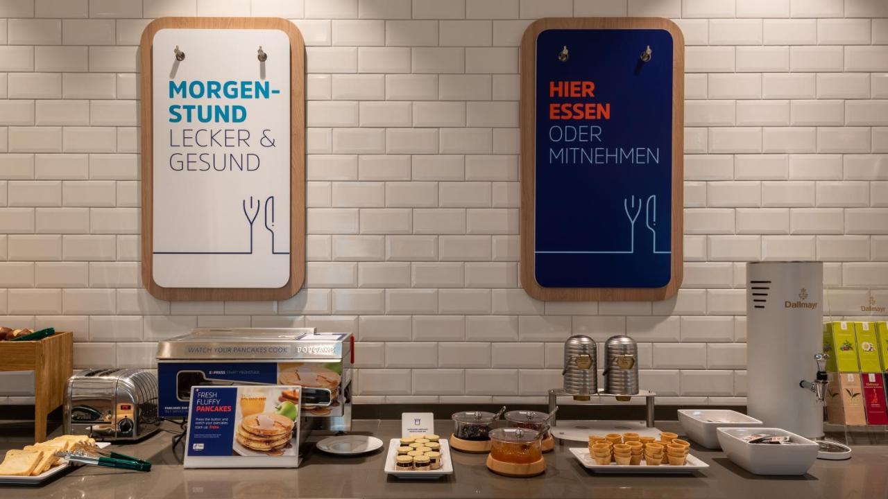 Holiday Inn Express - Munich North By Ihg Eksteriør bilde