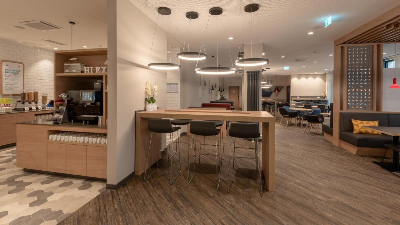 Holiday Inn Express - Munich North By Ihg Eksteriør bilde