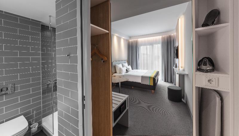 Holiday Inn Express - Munich North By Ihg Eksteriør bilde