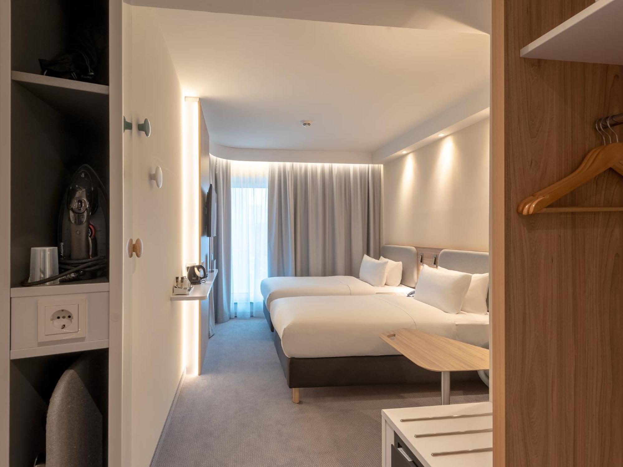 Holiday Inn Express - Munich North By Ihg Eksteriør bilde
