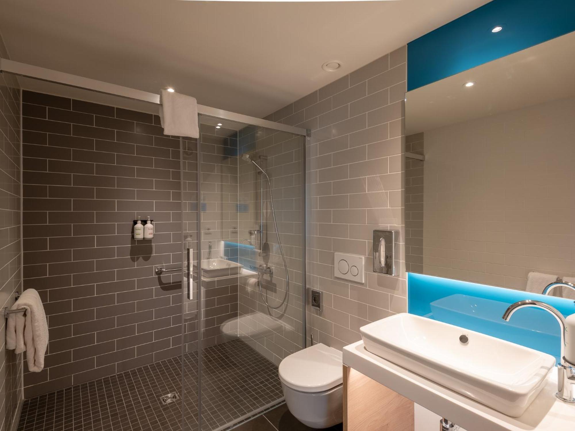 Holiday Inn Express - Munich North By Ihg Eksteriør bilde